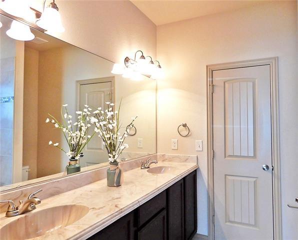 1581 Cozy Dr
