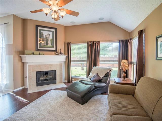 4912 Bellflower Way