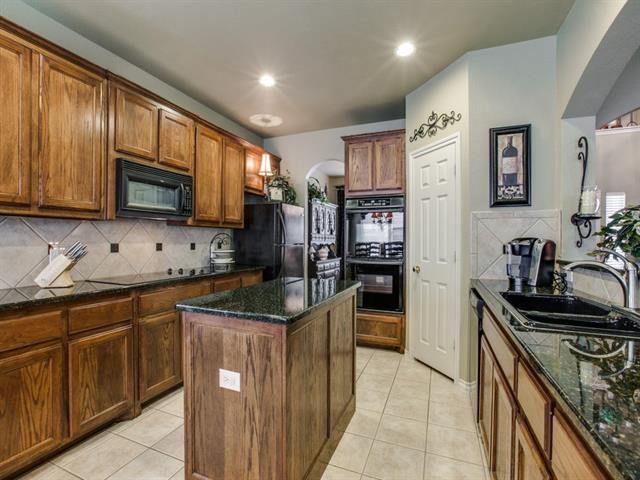 For Sale: 7921 Coneflower Rd Fort Worth, TX 76123
