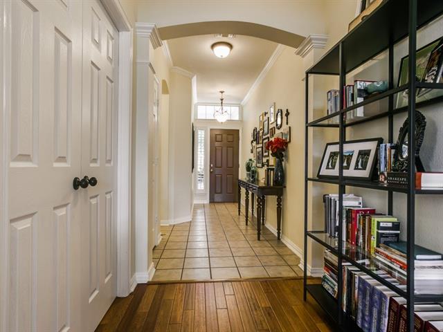 For Sale: 4717 Belladonna Dr Fort Worth, TX 76123