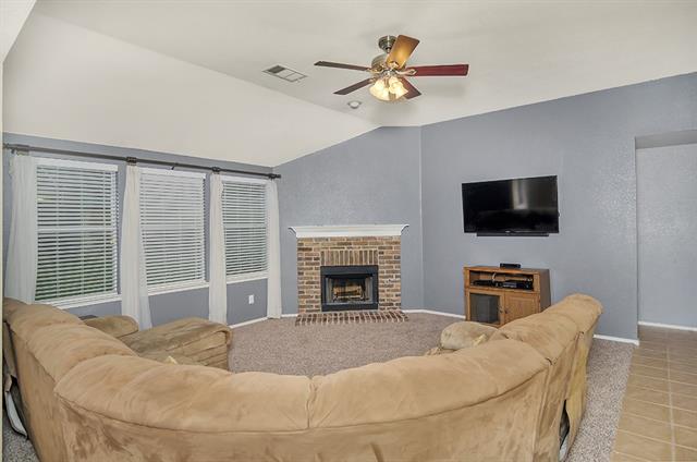 For Sale: 9241 Oldwest Trl Fort Worth, TX 76131