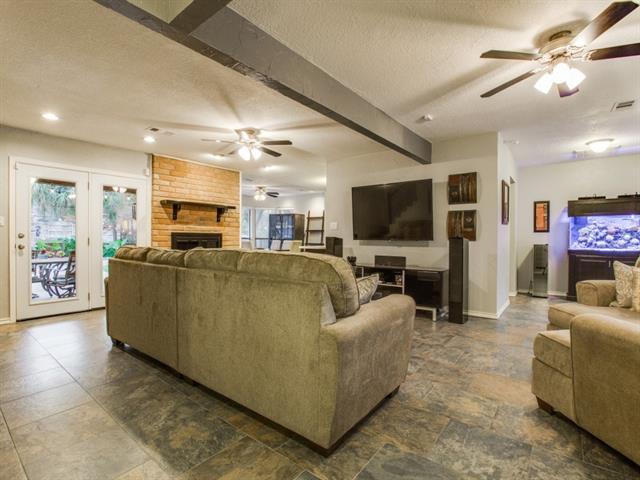 3933 Wosley Dr