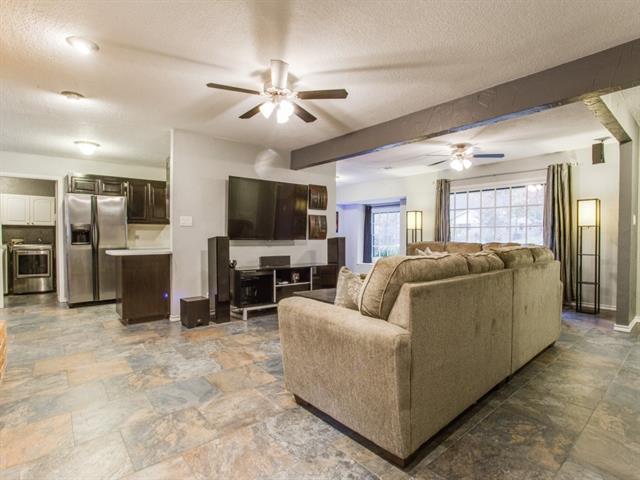3933 Wosley Dr