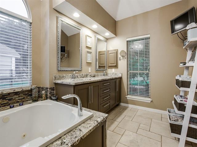 For Sale: 6520 Stone Creek Trl Fort Worth, TX 76137