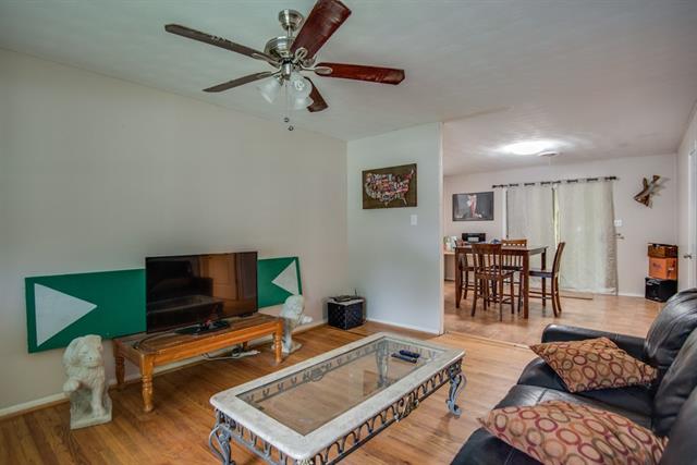 For Sale: 1916 Boyd St Denton, TX 76209