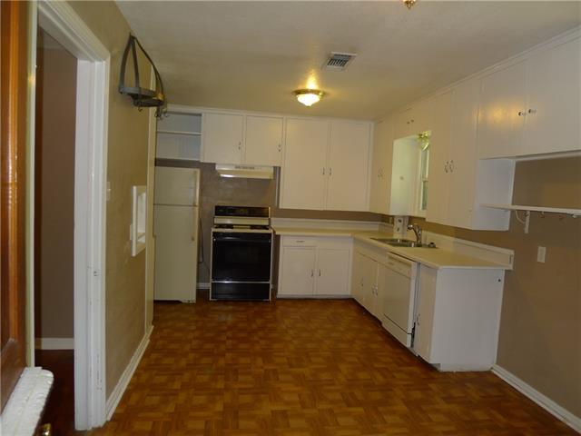 For Sale: 2100 Preston Pl Denton, TX 76209