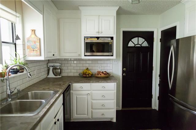 For Sale: 2702 Rockwood Ln Denton, TX 76209