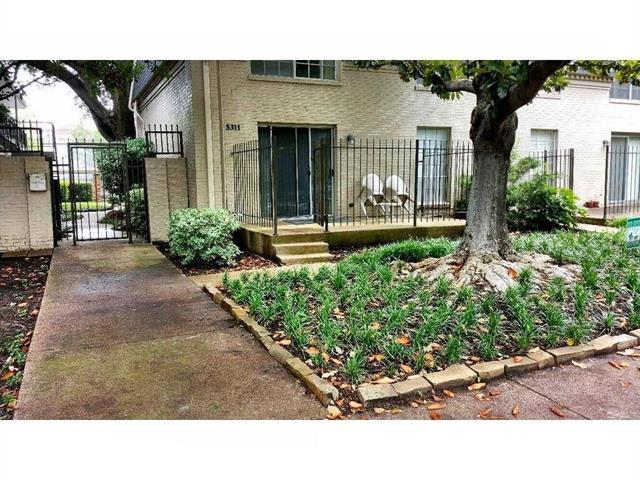 5311 Fleetwood Oaks Ave #263