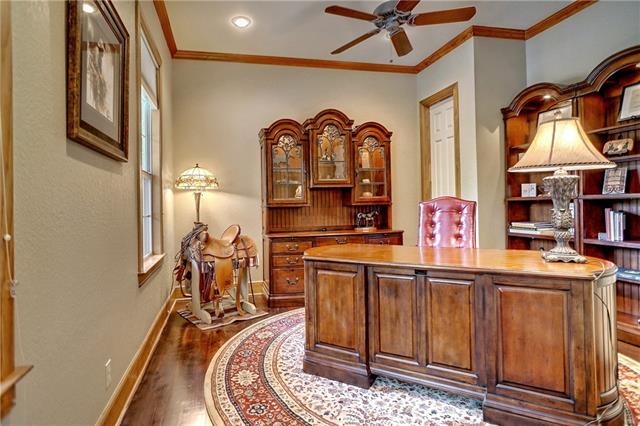 For Sale: 215 Hunter Ct Argyle, TX 76226