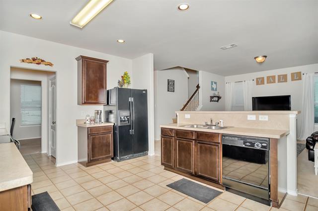 For Sale: 2017 Prospect Ln Aubrey, TX 76227