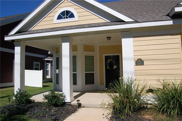 For Sale: 2208 Dr Sanders Rd Aubrey, TX 76227