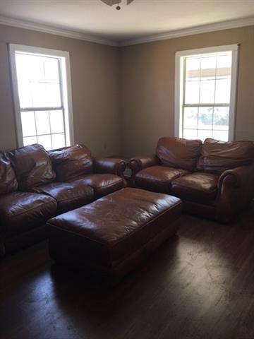 413 E Locust St