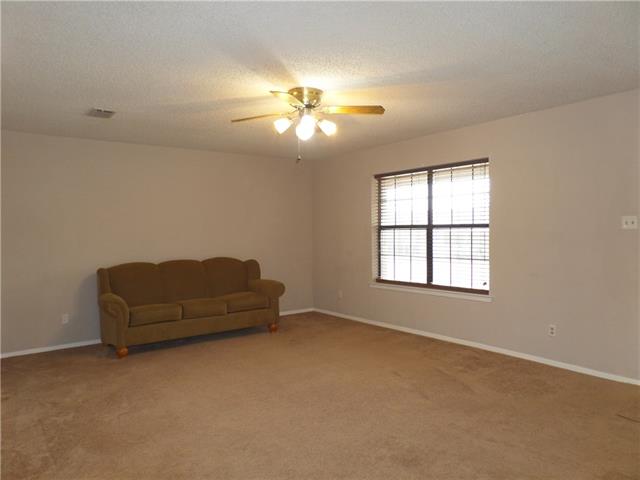 303 Denton Ct