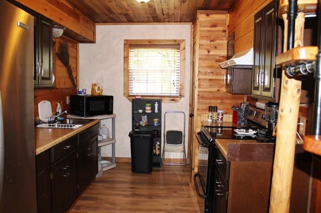 For Sale: 2087 Hillcrest Cir Gordonville, TX 76245