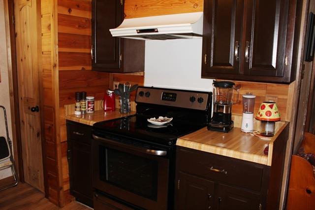 For Sale: 2087 Hillcrest Cir Gordonville, TX 76245
