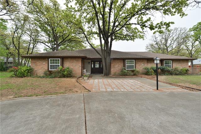 8200 Fenwick Dr