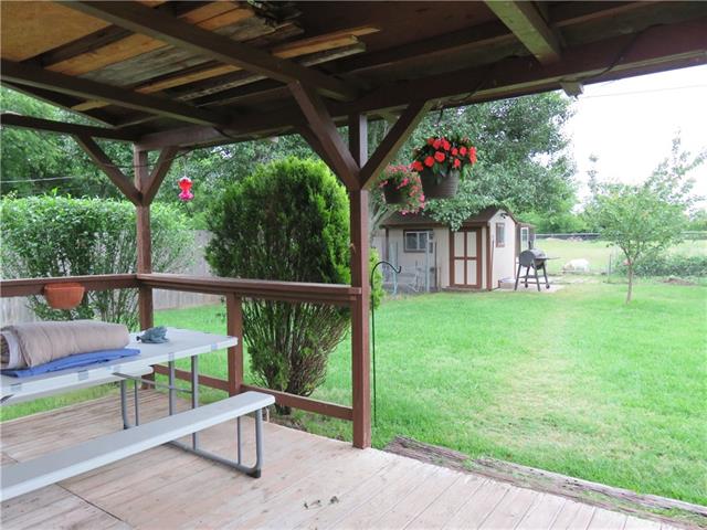 For Sold: 208 Southside Dr Sanger, TX 76266