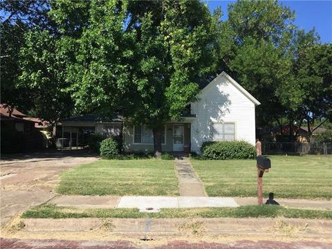 1002 E Dodge St
