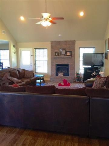 1102 Elk Ridge Dr