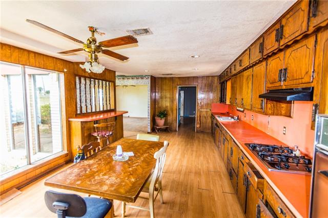 1688 County Road 1560