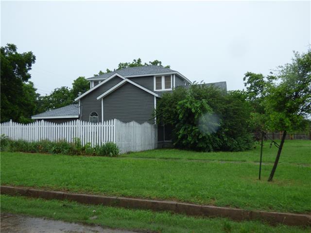 For Sale: 408 W 10th Cisco, TX 76437