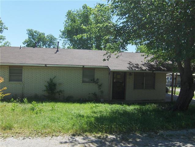 308 E Pollock St