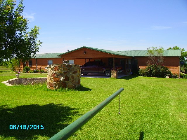 For Sale: 2385 Highway 2861 Comanche, TX 76442