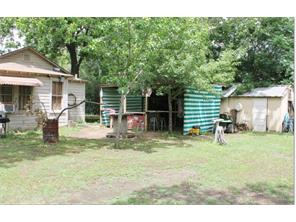 For Sale: 805 W 22nd St Cameron, TX 76520
