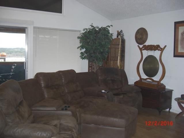 213 County Road 1710