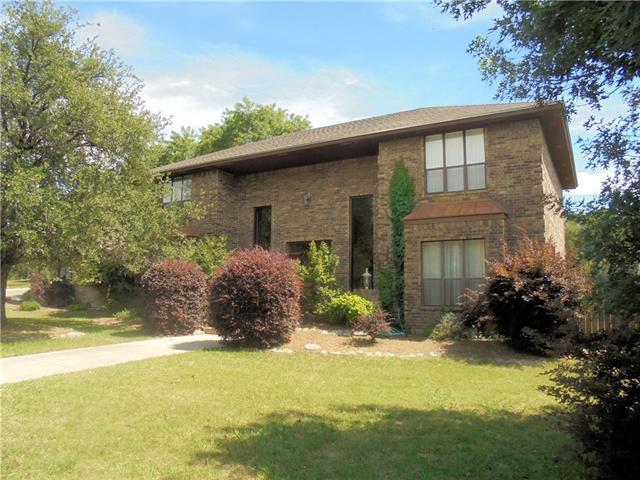 7808 Bay Oaks Dr