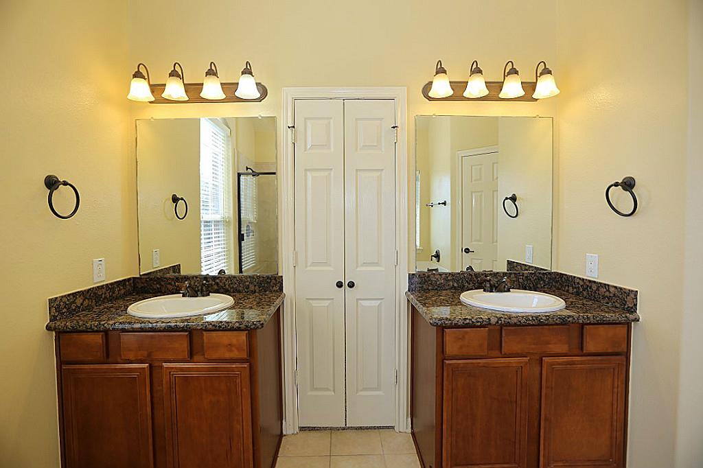 For Sale: 1767 Aden Mist Houston, TX 77003