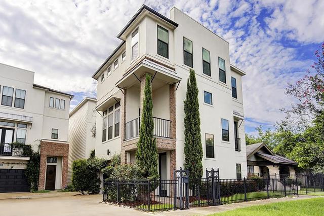3908 Austin St