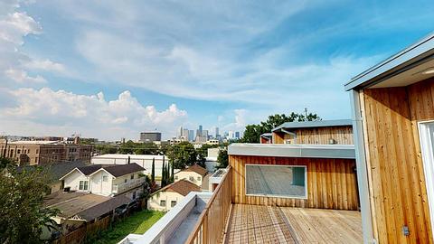 3908 Austin St