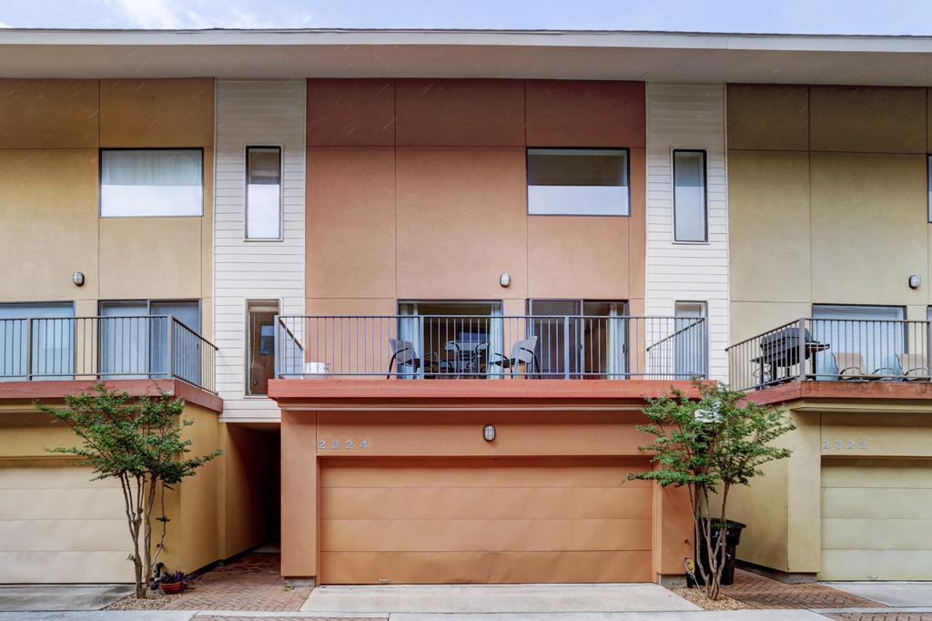 For Sale: 2324 Jackson St Houston, TX 77004