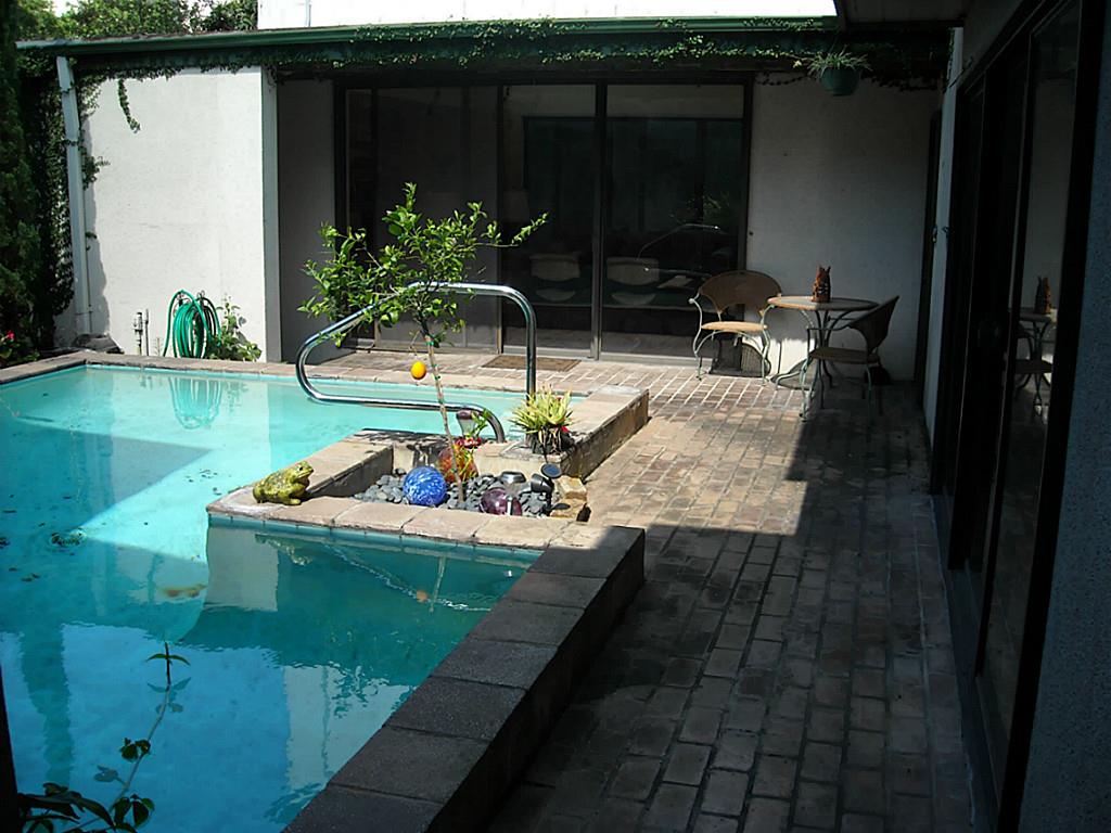 For Sale: 1201 Autrey St Houston, TX 77006