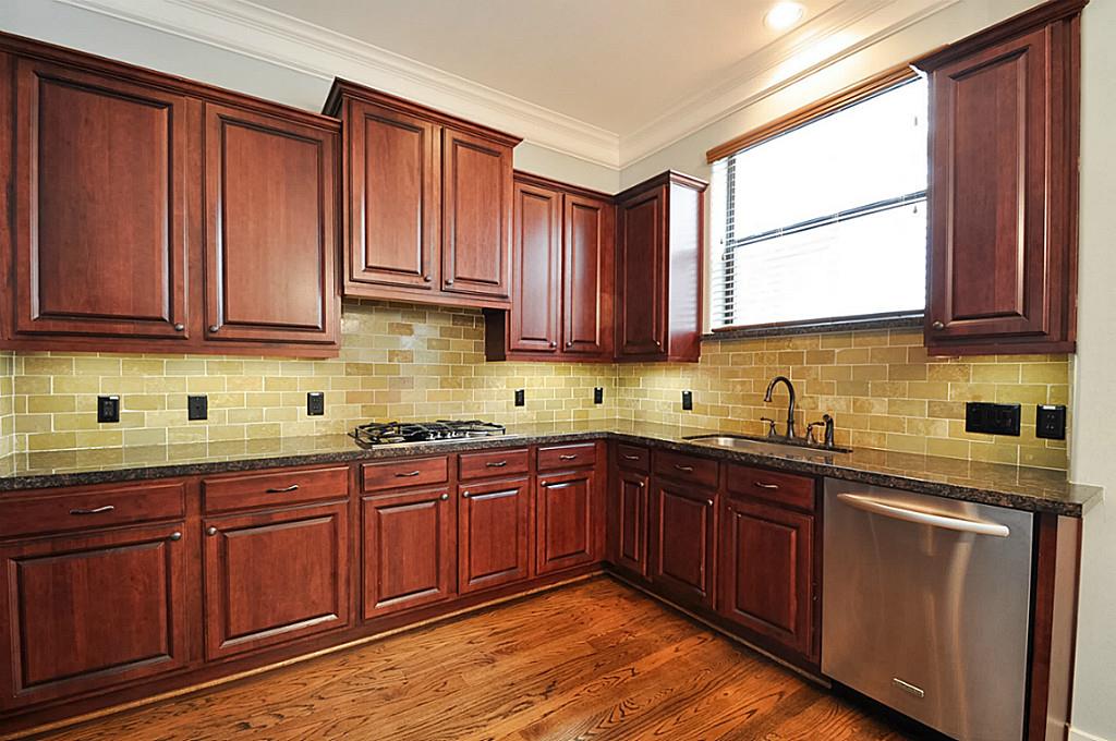 522 Allston St