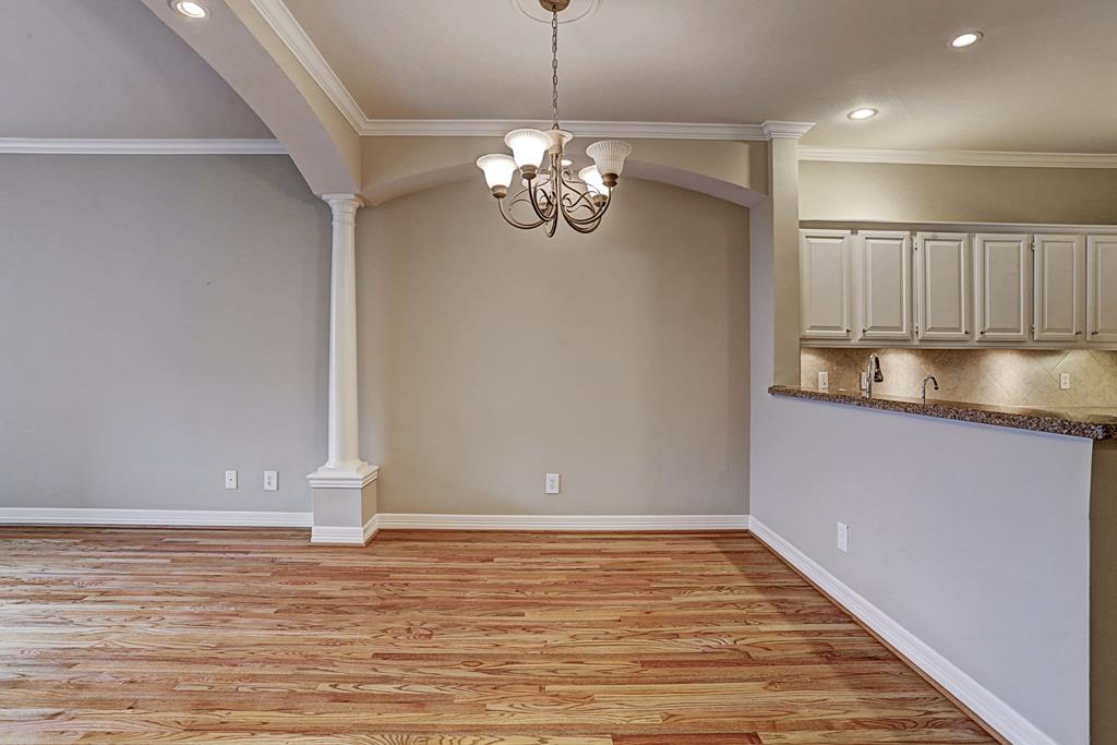 3600 Montrose #904