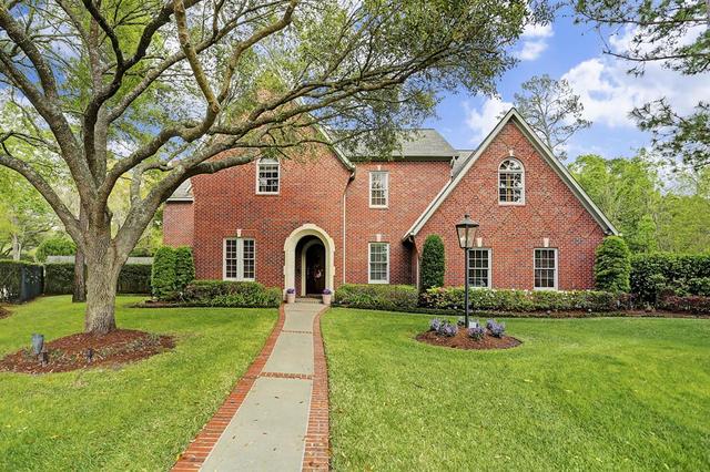 11729 Joan Of Arc Dr