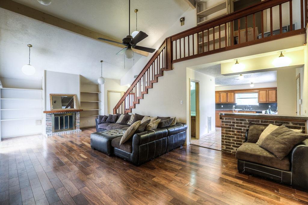 9426 Willow Meadow Dr