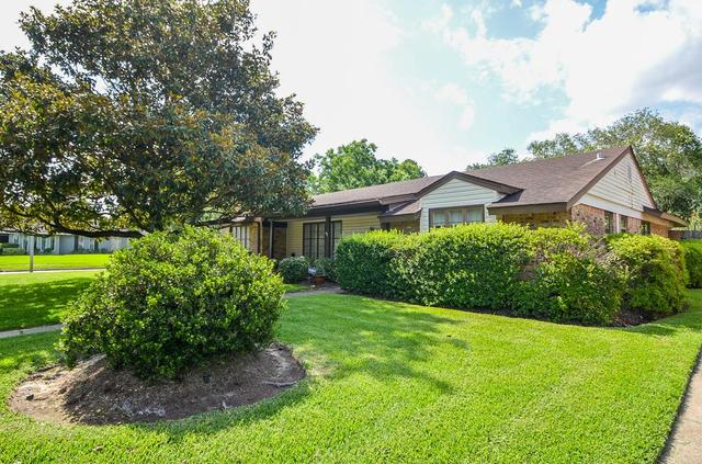5731 Arboles Dr