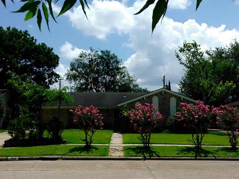 7888 Kendalia Dr