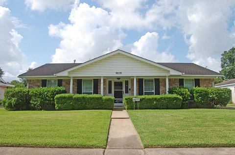 7888 Kendalia Dr