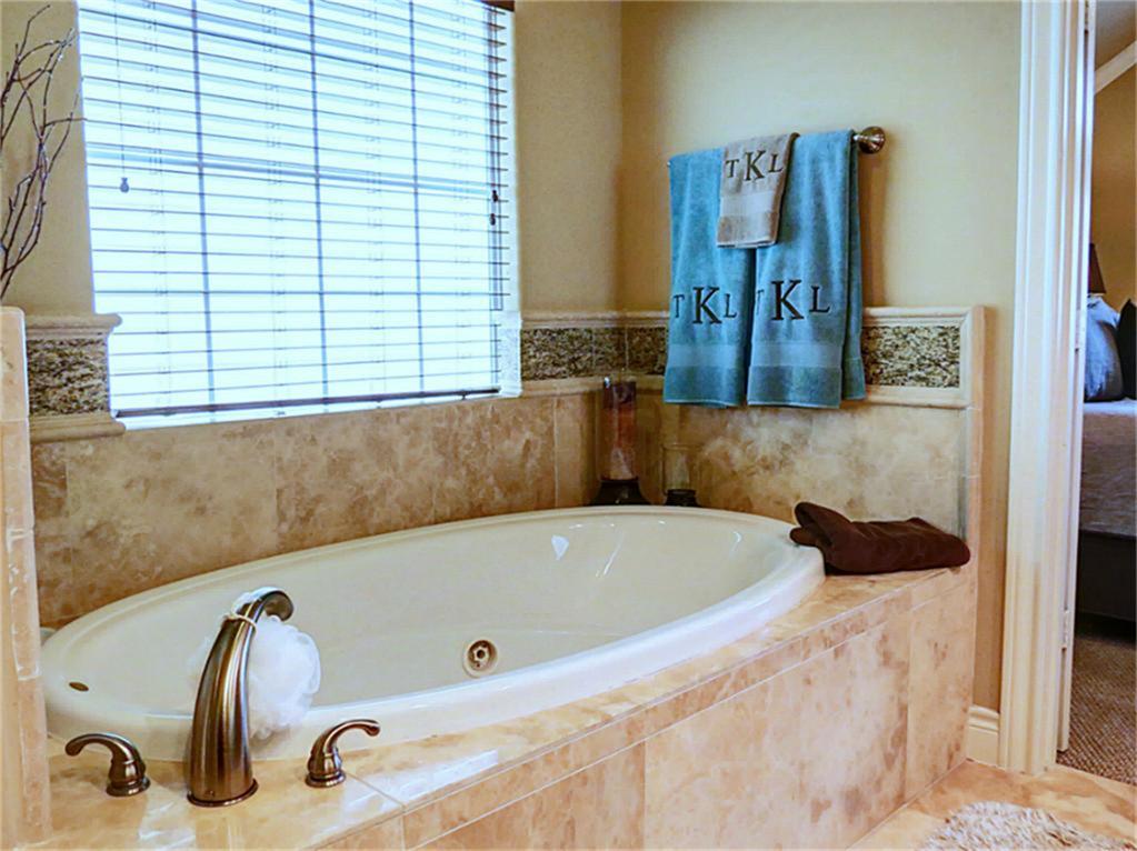 1311 Sherwood Springs Ln