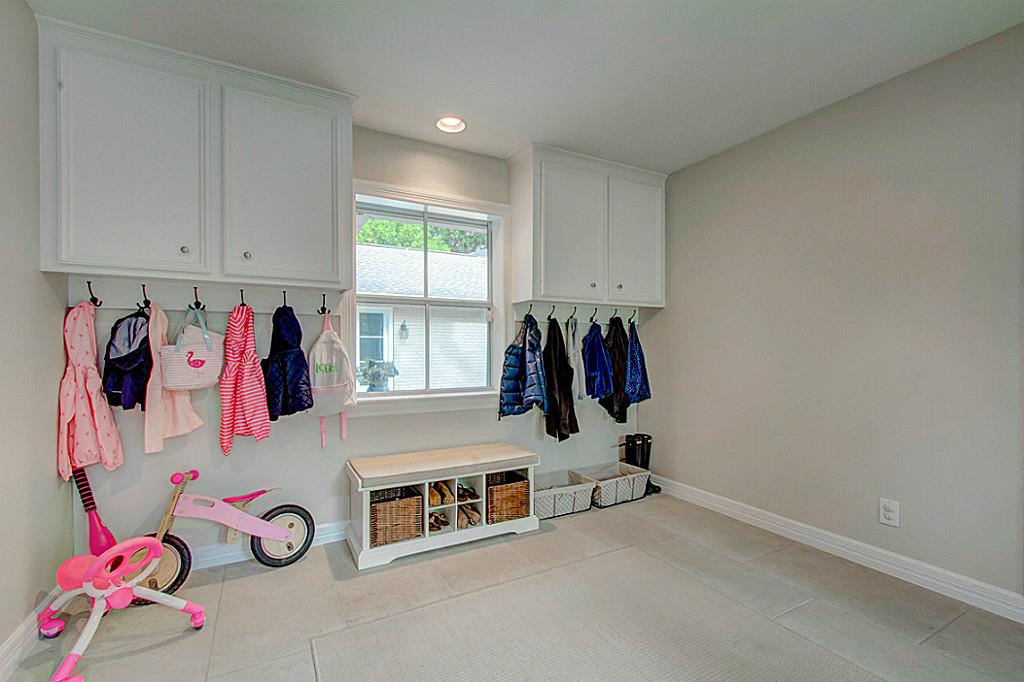 For Sale: 5671 Sugar Hill Dr Houston, TX 77056