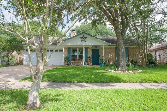 715 Richvale