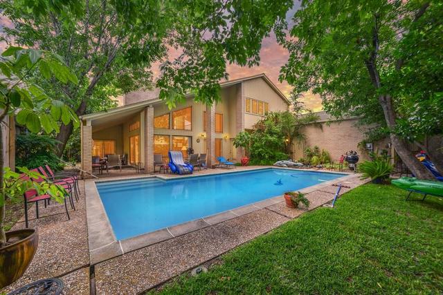 8717 Pagewood