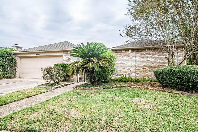 6510 Oakland Hills Dr