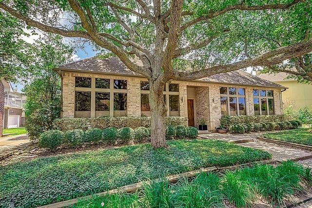 11030 Braes Forest Dr
