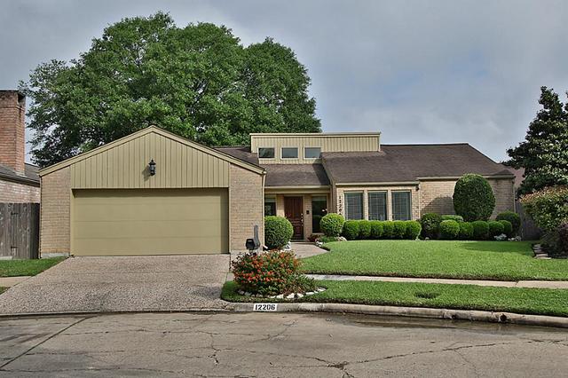 12206 Ravenmoor Dr