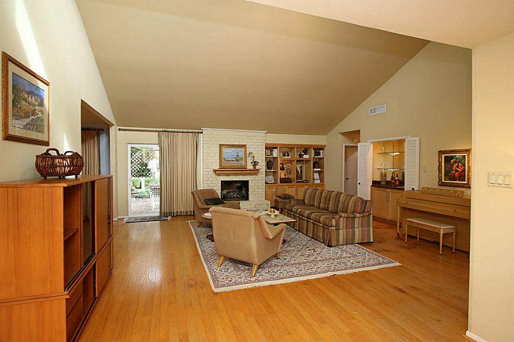 12206 Ravenmoor Dr